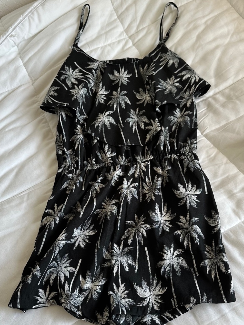 Arizona Jeans Co tropical Palm tree pattern romper black